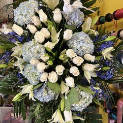 Licha's Flower Shop