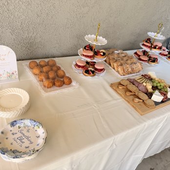 Agora Concepts - Dessert table - Party & Event Planning Near Me Agora Concepts - Dessert table - Party & Event Planning Near Me