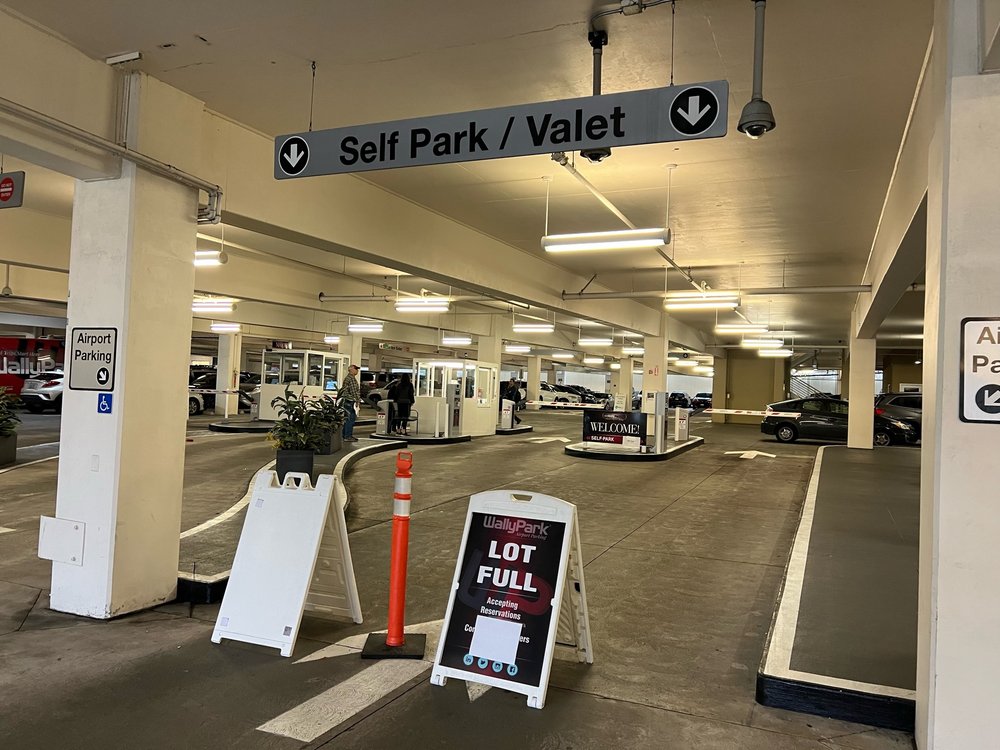 WALLYPARK AIRPORT PARKING - PREMIER GARAGE - Updated March 2025 - 33