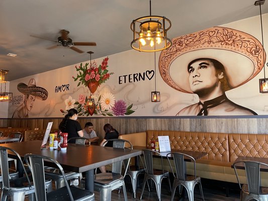 Boulevard Gastropub by null