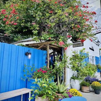 Mandolin Aegean Bistro - Entrance - Mediterranean Near Me - Miami, Florida