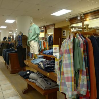 La Baie - One of the few big department stores left. - Department Stores Near Me - Montreal, Quebec