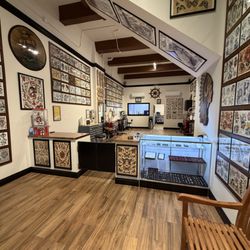 Avenue Tattoo