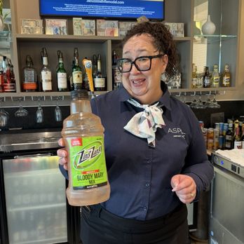 Aspire Lounge - Showing me her secret ingredient. - Airport Lounges Near Me - Ontario, California