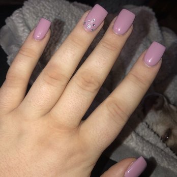Qtie nails - Nail Salons Near Me - Sherman Oaks, California