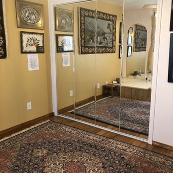 Seams & Sew On - Fitting room - Sewing & Alterations Near Me - Albuquerque, New Mexico