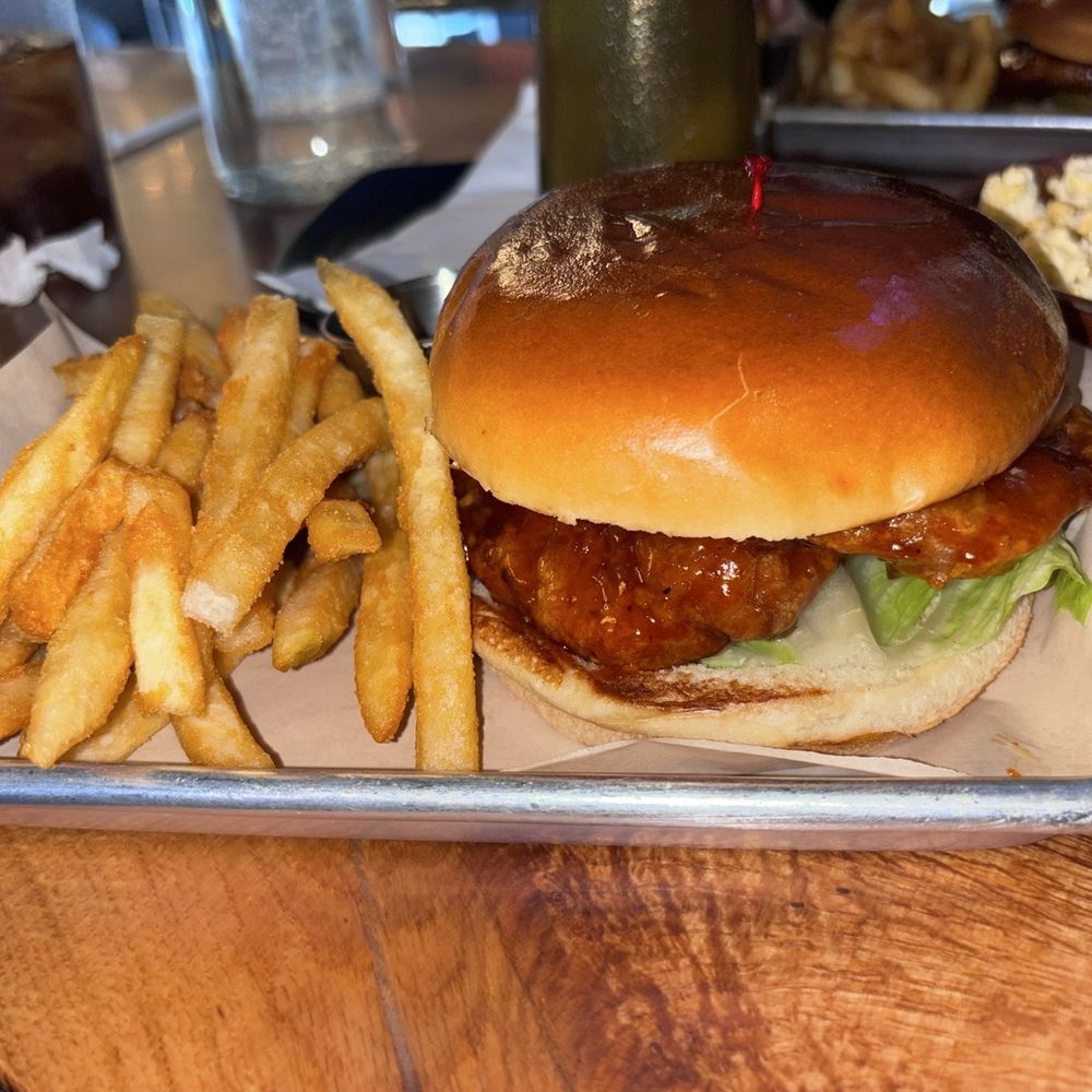 Mad For Chicken - Sandwich Combo - Korean Near Me - Niles, Ohio Mad For Chicken - Sandwich Combo - Korean Near Me - Niles, Ohio
