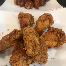 Crunchy Spicy / Garlic Wings