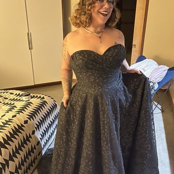 Strut Bridal Salon - Me in my dress and it had pockets!! - Bridal Near Me - Long Beach, California Strut Bridal Salon - Me in my dress and it had pockets!! - Bridal Near Me - Long Beach, California