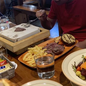 Sidreria Txots Figueres - Tapas/Small Plates Near Me - Figueres, GI Sidreria Txots Figueres - Tapas/Small Plates Near Me - Figueres, GI