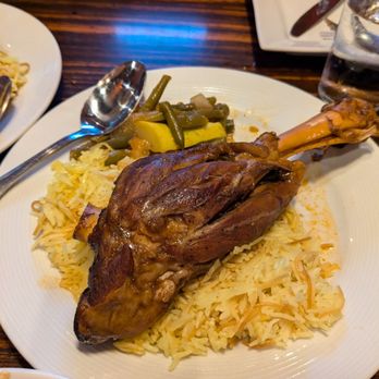 Mama Ayesha's Restaurant - Mouzat - Middle Eastern Near Me - Washington, DC, District of Columbia