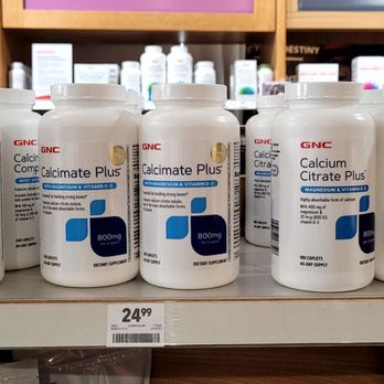 GNC - Health Markets Near Me - Los Angeles, California