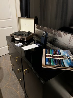 Hotel Saint Louis, Autograph Collection by null