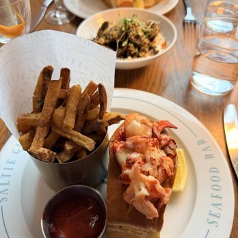 Saltie Girl - New England Lobster Roll - Seafood Near Me - Boston, Massachusetts Saltie Girl - New England Lobster Roll - Seafood Near Me - Boston, Massachusetts