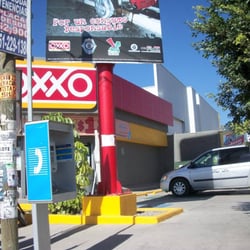 Oxxo - Entrada.