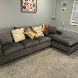 Brothers Furniture Warehouse - Meridian Sectional