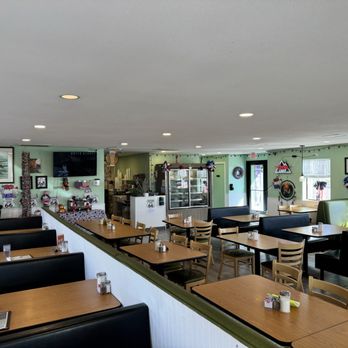 Tom & Suzie's Diner - Breakfast & Brunch Near Me - Holbrook, Arizona Tom & Suzie's Diner - Breakfast & Brunch Near Me - Holbrook, Arizona