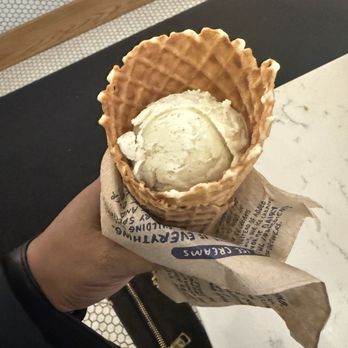 Jeni's Splendid Ice Creams - Honey Vanilla Bean Ice Cream - Ice Cream & Frozen Yogurt Near Me - Houston, Texas