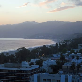 Huntley - The view from the Huntley Penthouse at sunset. - Hotels Near Me - Santa Monica, California