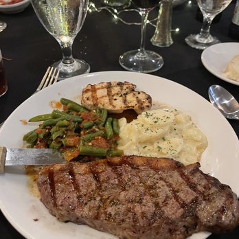 KC Steak House - Seriously such a good steak! And the green beans with whatever sauce they had?! So good - Steakhouses Near Me - Bakersfield, California KC Steak House - Seriously such a good steak! And the green beans with whatever sauce they had?! So good - Steakhouses Near Me - Bakersfield, California