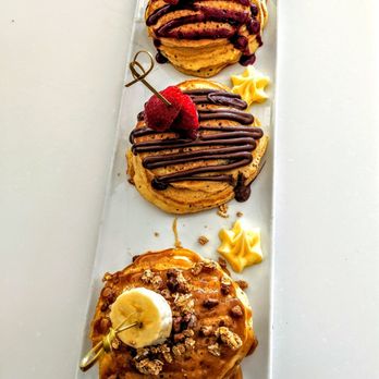 Omelet Bar - Cake flight - Breakfast & Brunch Near Me - Orlando, Florida