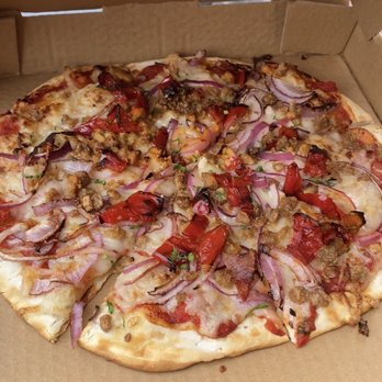 Bodega Wine Bar - Vegan Voltaire Pizza - Wine Bars Near Me - Santa Monica, California Bodega Wine Bar - Vegan Voltaire Pizza - Wine Bars Near Me - Santa Monica, California