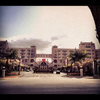 Huntington Outpatient Surgery Center - upscale, 5-star, & AAA 5-diamond rating healthcare facility ... - Hospitals Near Me - Pasadena, California Huntington Outpatient Surgery Center - upscale, 5-star, & AAA 5-diamond rating healthcare facility ... - Hospitals Near Me - Pasadena, California