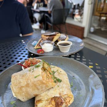 The Crema Cafe - Bakeries Near Me - Seal Beach, California