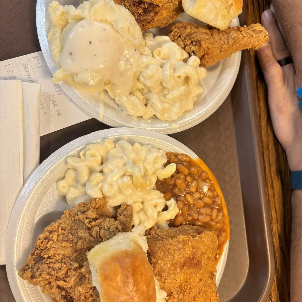 Connie’s Chicken - Fried chicken, mashed potato's and gravy, Mac and cheese, baked beans - Breakfast & Brunch Near Me - Tupelo, Mississippi Connie’s Chicken - Fried chicken, mashed potato's and gravy, Mac and cheese, baked beans - Breakfast & Brunch Near Me - Tupelo, Mississippi