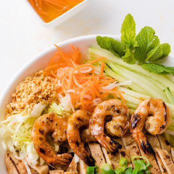 AZ Pho & Grill - a bowl of chicken, shrimp, and rice - Vietnamese Near Me - Gilbert, Arizona AZ Pho & Grill - a bowl of chicken, shrimp, and rice - Vietnamese Near Me - Gilbert, Arizona