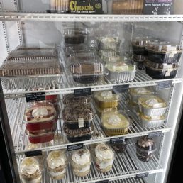 Cheesecakes and cake cups Cheesecakes and cake cups