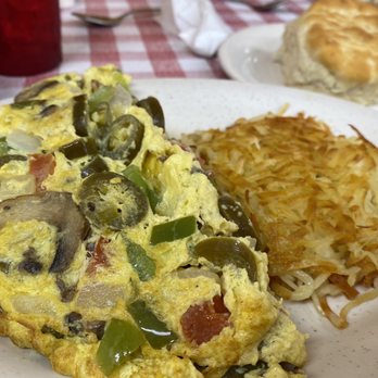 The Biscuit Barn - Veggie Omelet with Jalapeño - Breakfast & Brunch Near Me - Crystal River, Florida The Biscuit Barn - Veggie Omelet with Jalapeño - Breakfast & Brunch Near Me - Crystal River, Florida