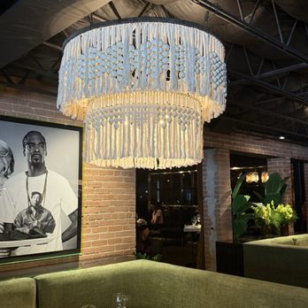 Winsome Prime - Chandelier and BIG Booth - Sushi Bars Near Me - Dallas, Texas Winsome Prime - Chandelier and BIG Booth - Sushi Bars Near Me - Dallas, Texas