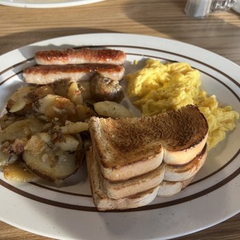 KT's Diner - 2 eggs, home fries, sausage links, toast - Breakfast & Brunch Near Me - Toledo, Ohio