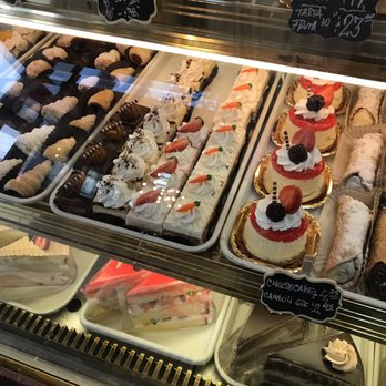 Las Chicas Bakery & Cafe - Bakeries Near Me - Union City, New Jersey Las Chicas Bakery & Cafe - Bakeries Near Me - Union City, New Jersey