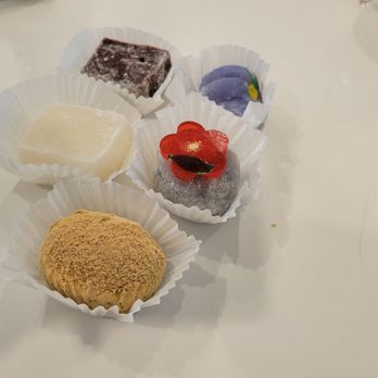 Hogetsu Bakery - Bakeries Near Me - Chula Vista, California Hogetsu Bakery - Bakeries Near Me - Chula Vista, California