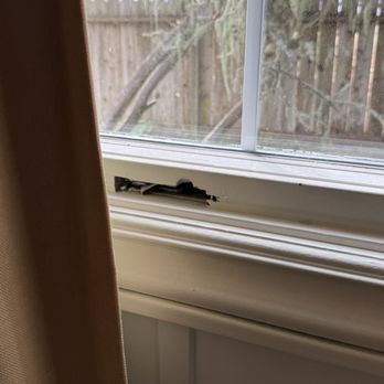 Lighthouse Lodge & Cottages - No cranks on any of the windows, broken wood... - Hotels Near Me - Pacific Grove, California