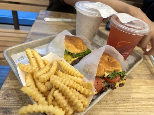 Shake Shack 630 Lexington Ave - 54th & Lex by null