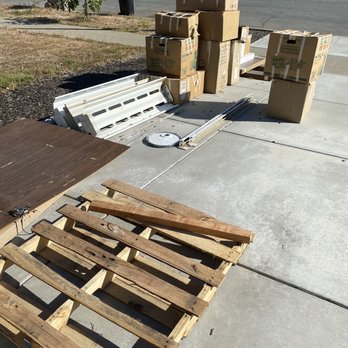 RH Hauling & Junk Removal - They removed all these items for me. - Junk Removal & Hauling Near Me - San Jose, California RH Hauling & Junk Removal - They removed all these items for me. - Junk Removal & Hauling Near Me - San Jose, California
