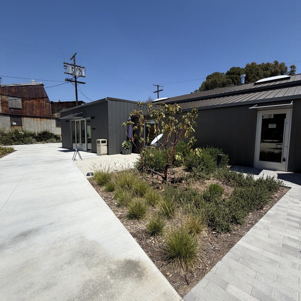 QUAT - Coffee & Tea Near Me - Los Angeles, California QUAT - Coffee & Tea Near Me - Los Angeles, California