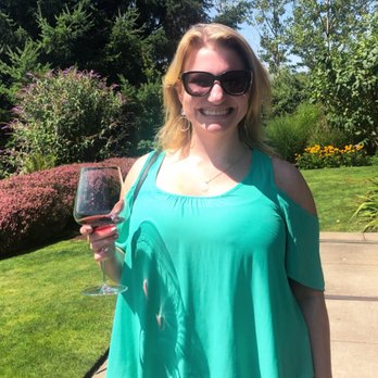 Bethel Heights Vineyard - Wine Tasting Room Near Me - Salem, Oregon