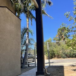 JJ Seamless Rain Gutters