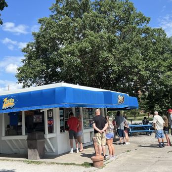 Zesto - Ice Cream & Frozen Yogurt Near Me - Lincoln, Nebraska