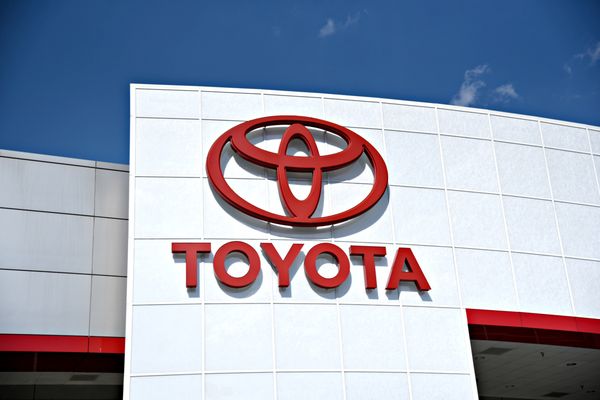 HENDRICK TOYOTA APEX - Updated January 2026 - 76 Photos & 436 Reviews ...