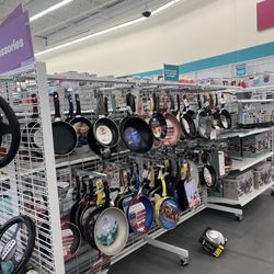dd's DISCOUNTS - Pots and pand
