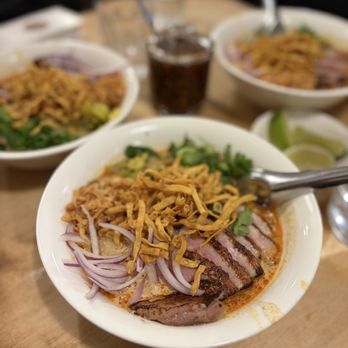 Ginger & Scallion - Duck - Thai Near Me - Seattle, Washington