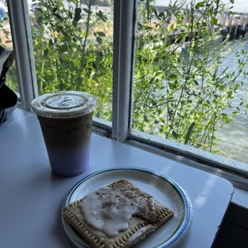 Watercolor Cafe - Lilac Latte, poppy - Coffee & Tea Near Me - Mackinac Island, Michigan Watercolor Cafe - Lilac Latte, poppy - Coffee & Tea Near Me - Mackinac Island, Michigan