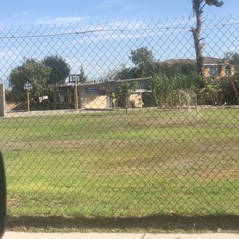 Adventist Union School - That's the cafeteria it looks like they have a little vegetable garden that's cool - Elementary Schools Near Me - Bellflower, California