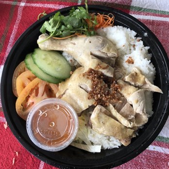 Phnom Penh Noodle House - Garlic chicken rice (By Meurn) - Noodles Near Me - Seattle, Washington Phnom Penh Noodle House - Garlic chicken rice (By Meurn) - Noodles Near Me - Seattle, Washington