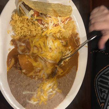 Plaza Nueva Mexican Grill - Combo plate, very filling and priced well. - Mexican Near Me - Brooklyn, Ohio Plaza Nueva Mexican Grill - Combo plate, very filling and priced well. - Mexican Near Me - Brooklyn, Ohio